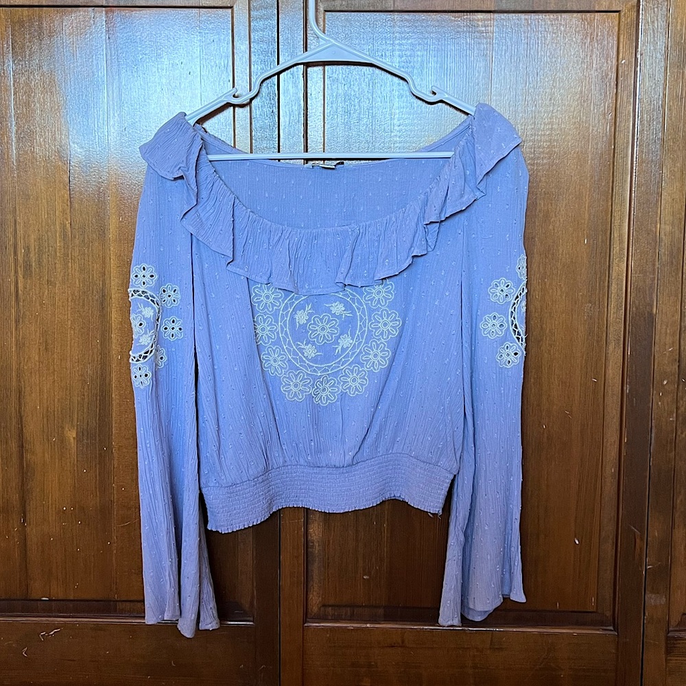 American Eagle blue ruffle neck long sleeve blouse